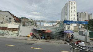 호치민시 Tran Dinh Xu 44번지 부지 클로즈업 – Van Thinh Phat 경매의 첫 번째 자산